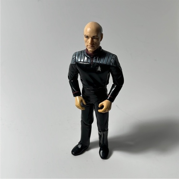 Vintage Captain Jean Luc Picard & William Riker First Contact 1996 Action Figure - Picture 4 of 7